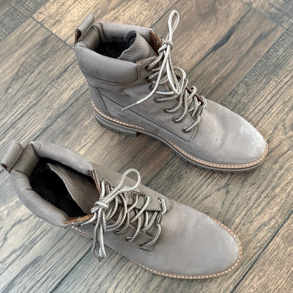 Timberland women’s COURMAYEUR VALLEY BOOTS Size 10 - Picture 6 of 12